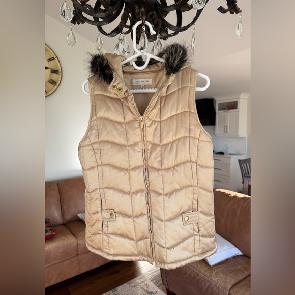 Jones New York Jackets & Blazers - Gold Hooded vest size L